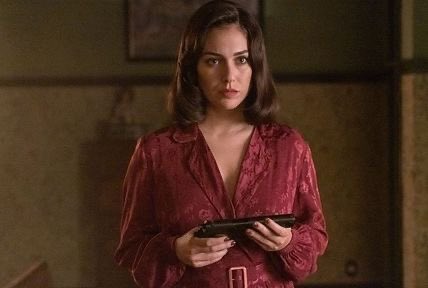 Les demoiselles du téléphone ✔️ 
J’ai tout regardé et adoré
Je ne m’attendais pas à une fin comme ça, c’était émouvant, beau et triste 

#Netflix