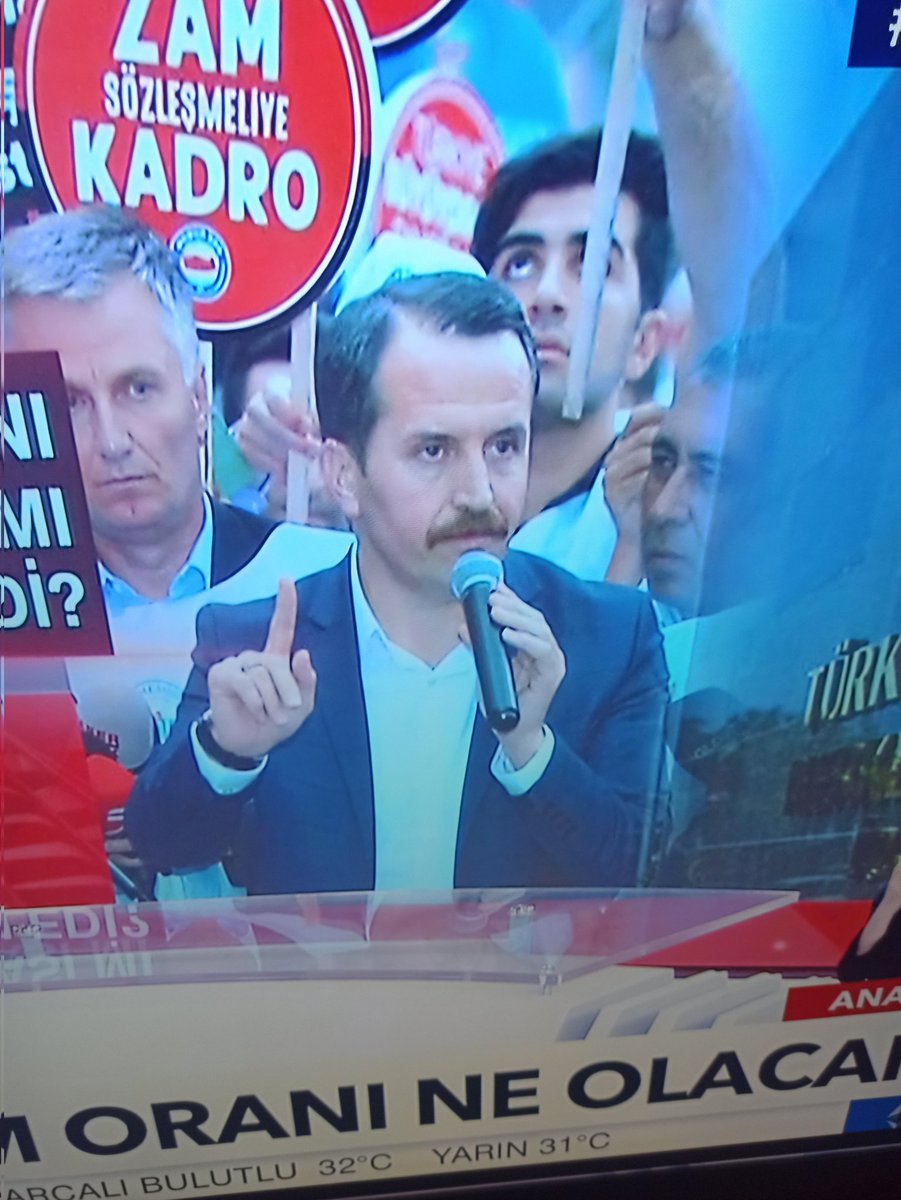 Çalışanın Alın Teri Üzerinden Tasarruf Olmaz.
Hakkımızı istiyoruz...
#MemurAnkaraYolunda