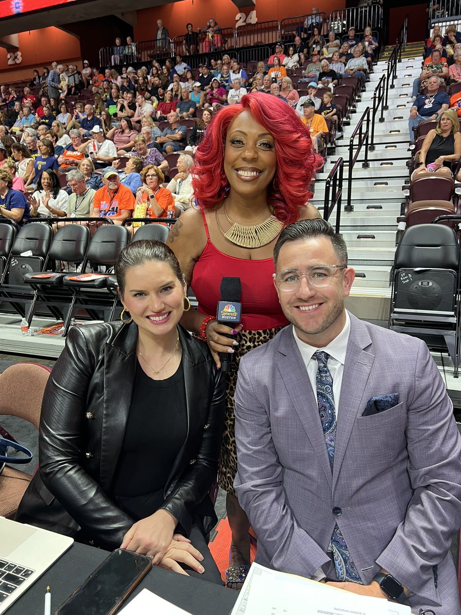 Spending the early part of my bday doing what I love! 

We’re on NBA TV today (and NBC Sports Boston) so tap in with us! 

#WNBATwitter  #BringTheHeat