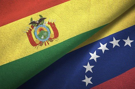 En este día histórico para el futuro de su país, le envío a todos los bolivianos nuestra fuerza y cariño.

Hoy Bolivia decide con conciencia y responsabilidad. 

Desde Venezuela los acompañamos; la suya es también nuestra causa, y nuestro destino es el mismo: Libertad, Paz y