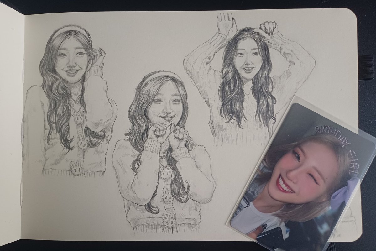 saanh_'s tweet photo. happy haseul day 💚 #loonathefanart https://t.co/hmpk14WVdt