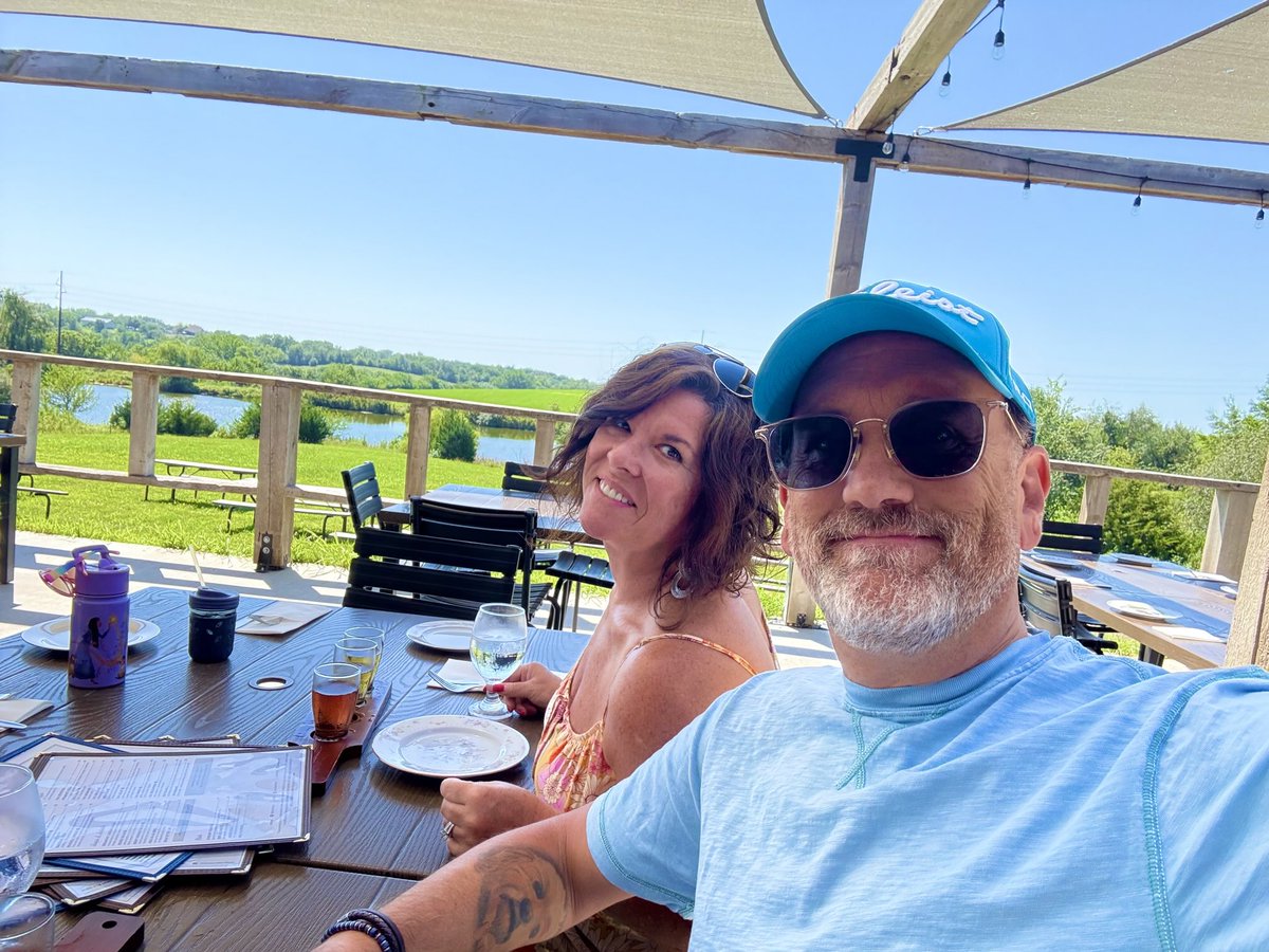 Uncle_JimmyD's tweet image. Cider tasting at Wilson’s Orchard &amp;amp; Farm 🍎🍏

#Cider #Apples