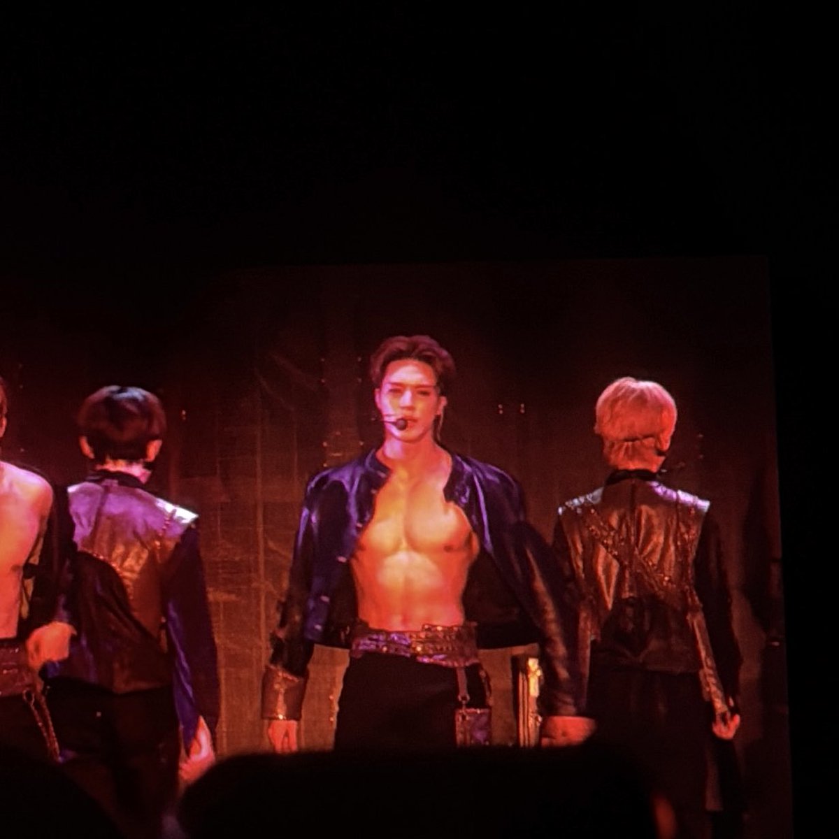 คนที่บอกว่าผมขอเป็นน้องเจโน่