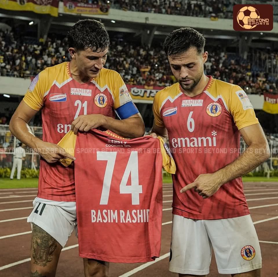 মাঠে কেউ না থাকলেও আমরা তাকে ভুলে যাইনা, আশা করি রশিদ তাড়াতাড়ি ফিরে এসে মাঠে ফুল ফোটাবে| জয় ইস্টবেঙ্গল| ♥️💛