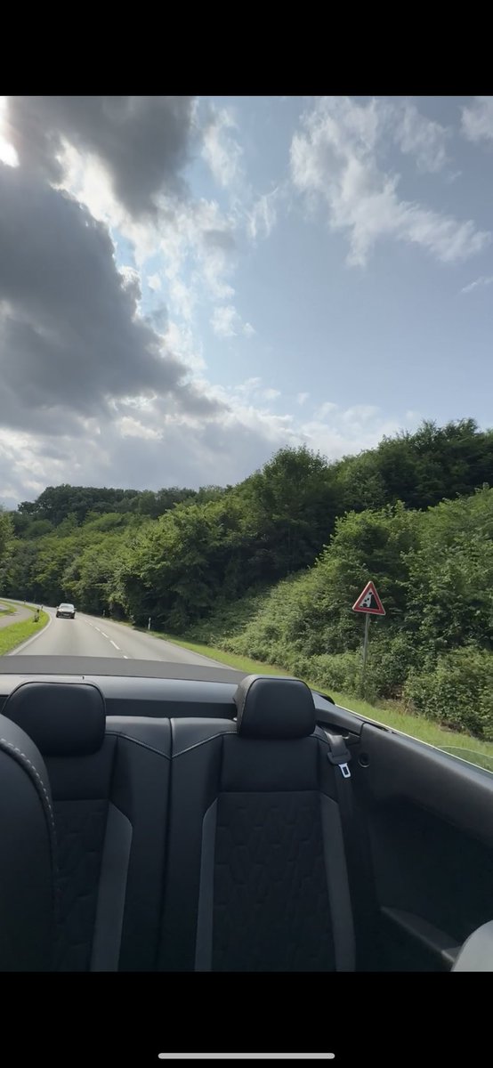 rgmn_'s tweet image. Ride out