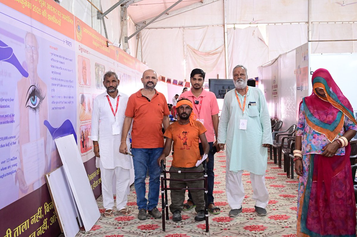 KumbhNetra2025's tweet image. Patients are visiting the eye check up camp and are getting best of the medical facilities at Lokdevta Baba Ramdev Netra Kumbh Ramdevra, Rajasthan #NetraKumbh