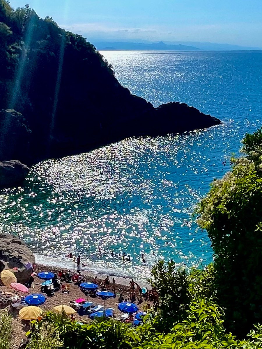 Karadeniz’de bir yer…

#ŞiirŞehir 
#Giresun 
#Uluburun #Espiye #Keşap