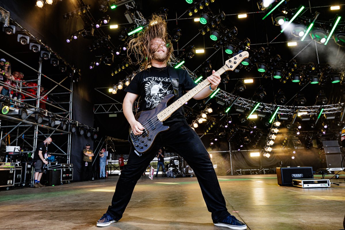 #concert #photography #Foto #photography #polandrock2025 #polandrock2025 

2025.08.02 - 31 Pol'and'Rock Festival - Zenek Kupatasa

foto-koncert.pl/2025-08-02-31-…

Podoba się? Postawisz mi kawę? 📷 ko-fi.com/fotokoncert