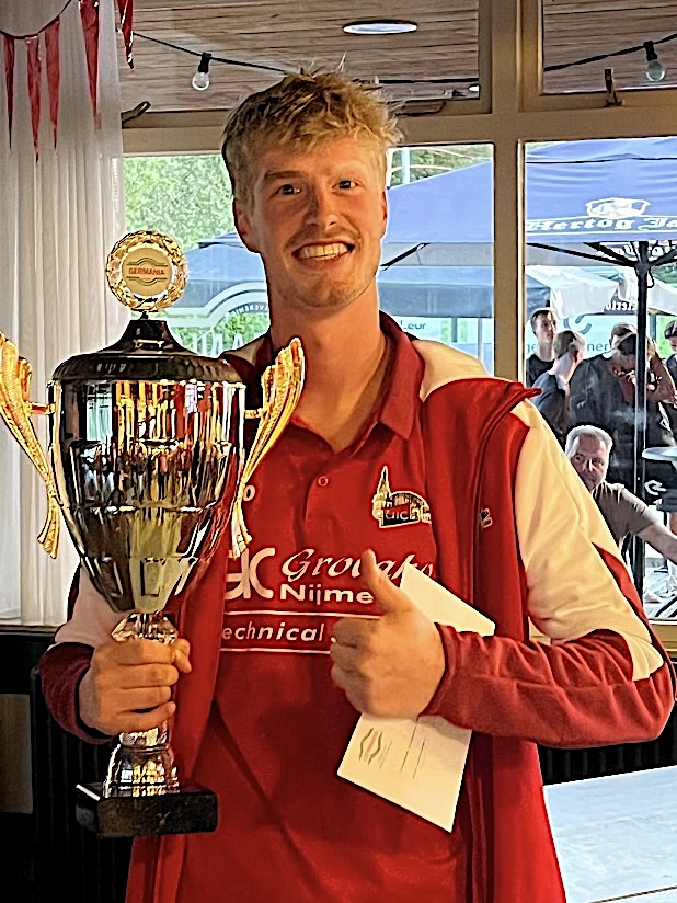 Voetbal: Quick sluit deelname aan de HV Cup in 2025 winnend af. nieuwsuitnijmegen.nl/Nieuws/19729/v…