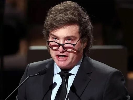 🚨🟢 EL FIN DE LOS GURÚES

🔸 La gestión libertaria desafía la lógica de los consultores y devuelve protagonismo a la intuición, el coraje y la política real.

🖋️ Por <a href="/franrocaa/">Francisco A. Roca</a> 

🔗 newstad.com.ar/el-fin-de-los-…