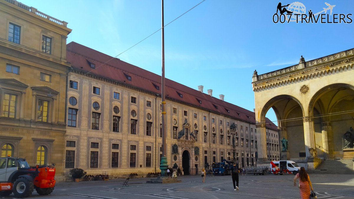 007Travelers's tweet photo. Visiting 007 #booklocation: #Odeonsplatz, #Munich, #Germany / #IanFleming: #OnHerMajestysSecretService (1963). Bond visits the newish apartment house on the Odeonsplatz
See more here:
https://t.co/QnEUjLtQT6
#JamesBond @TheIanFleming #locations #visitmunich @GermanyTourism https://t.co/16iOvwAzks