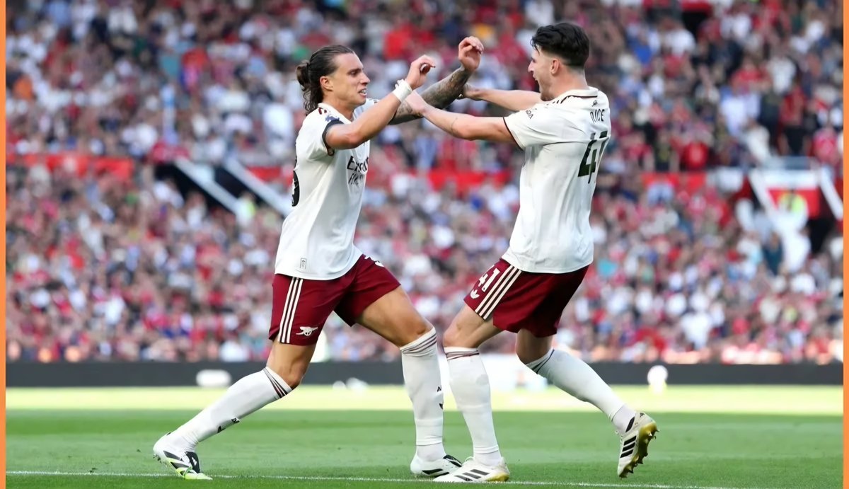 CricUniverse7's tweet photo. #Arsenal beat #ManUtd by 1 - 0 in their first Premier league match at #OldTrafford
Italian plater Calafiori scored his debut goal in 13' minutes
#Arsenal
#manutdvsarsenal #PremierLeague #TripleMania #GUINZLY #เนเธชเธเนเธซเธฒเธงเธฒเนเธขเธเธดเธง10 #HAECHAN #ไนๆจๅๅทฅไบไธญ #RIIZE #gaeaja https://t.co/f2XCWa4Kup