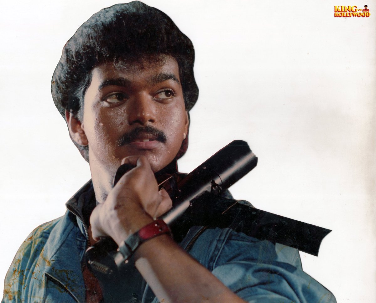 kingofkwood's tweet image. #30YearsOfVishnu  

UHD / HD Posters Stills 
More At: Kingofkollywood.com 

#Vishnu @actorvijay