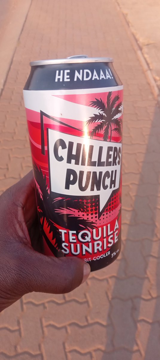 Tagteam_Profesa's tweet photo. @MacGUnleashed first time tasting Chillers punch and I'm inlove with it 🥹🥹🥹🥹🥹 ayi bro 🙏🏾🙏🏾 https://t.co/P2jv5s7euz