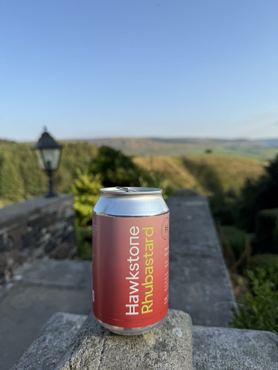 agricontract's tweet image. Great view after a difficult #harvest25
#rhubarb #cider drowning my small wheat pile sorrows  

 @RealHawkstone @JeremyClarkson