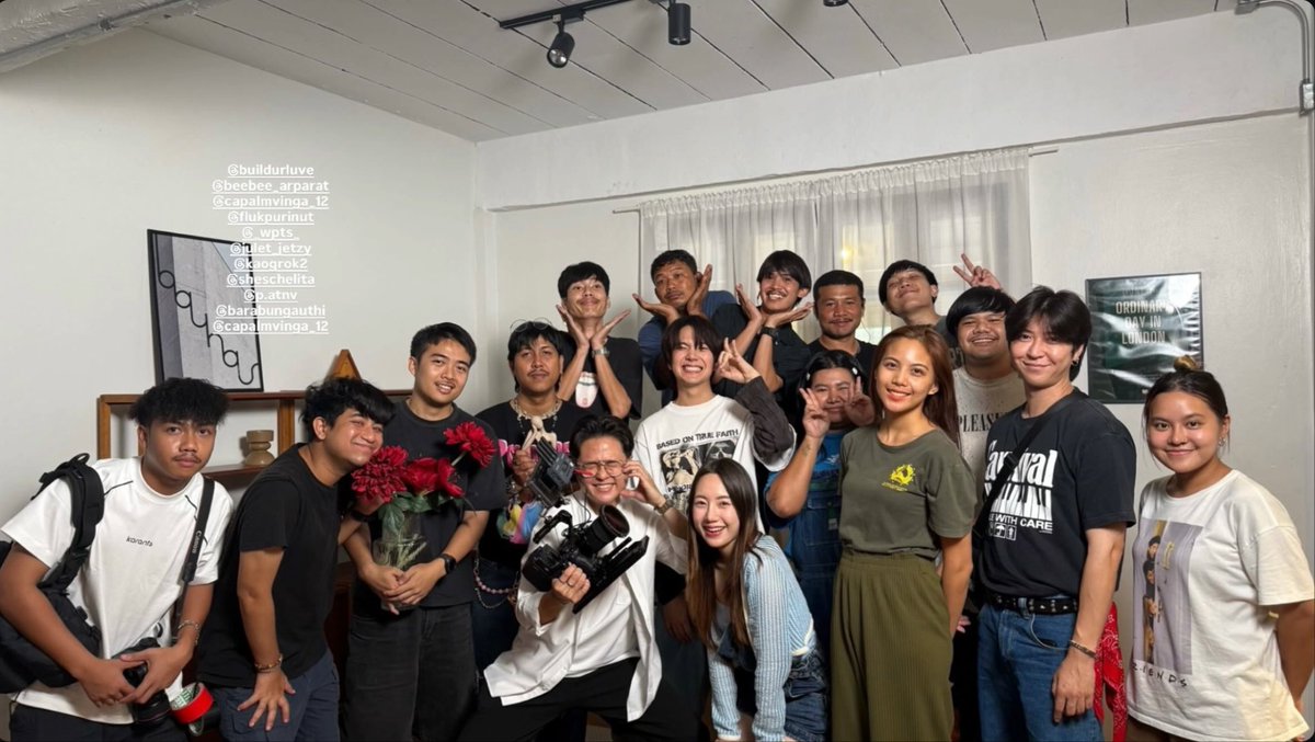 Equipo de producción de Ghost In Memory mory 💙

#GhostInMemory 
#BuildJakapan #Beyourluve <a href="/JakeB4rever/">BIU.</a>