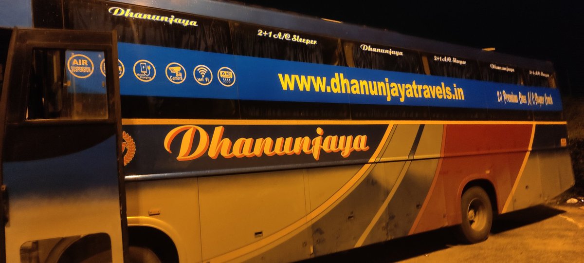 DrMalayaKumar's tweet image. This bus service is a disaster! 🚨
No driver details, burning smell, AC not working, stopped for hours, broke down again after the Mandya toll. Owner unreachable. Families &amp;amp; kids stranded on the road! Unsafe &amp;amp; unacceptable.
@MoRTHIndia @Transport_GoI
#PassengerSafety #BusFail