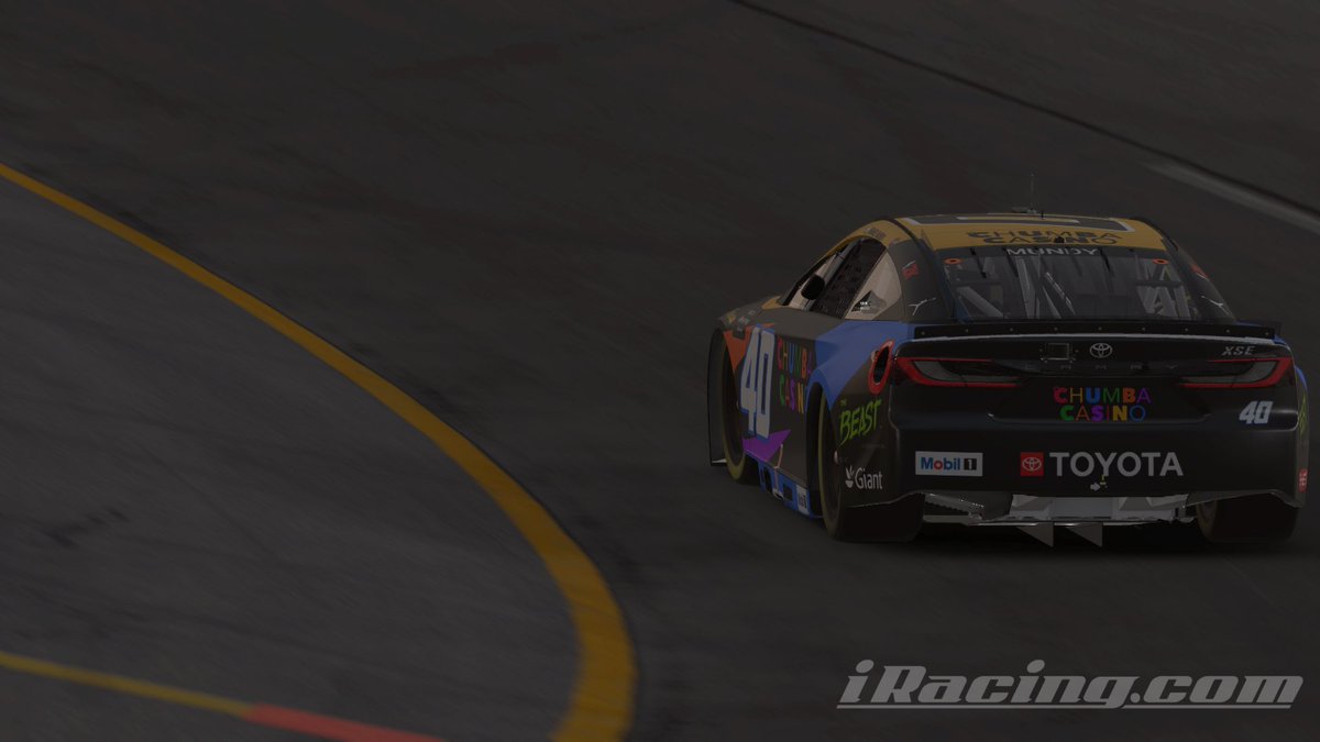 ShaneMundy45's tweet photo. home state tonight.. just want a good run. been one of those years. 

#40RWARD @ChumbaCasino #iRacing https://t.co/ujIbn54his