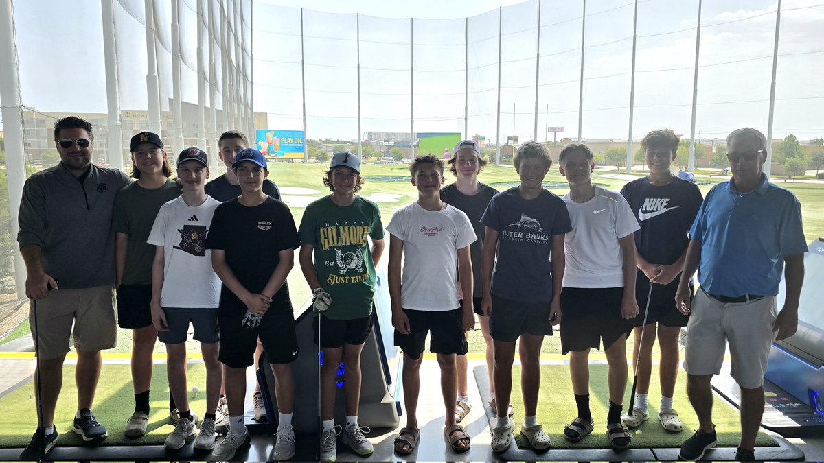 Preseason Top Golf fun with some of our Varsity players. #ProsperHockey