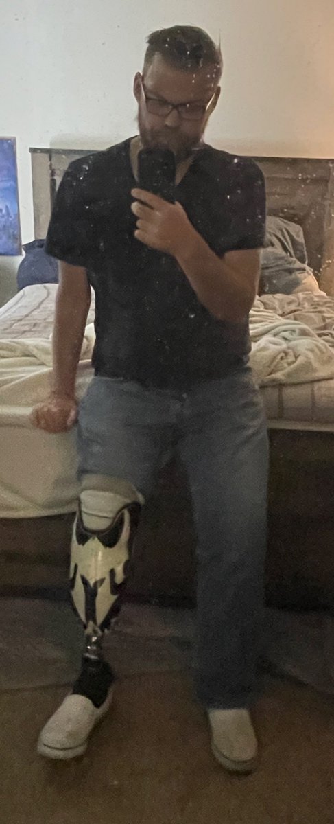 Captain Smirk tweet media