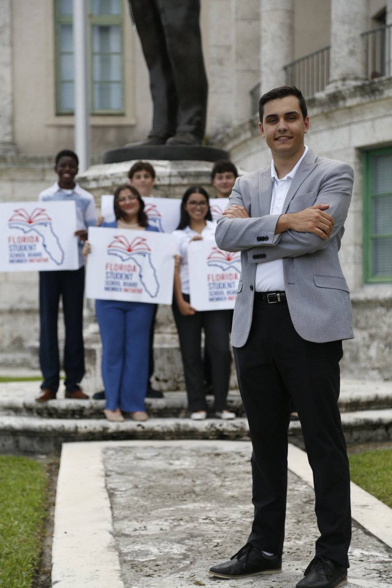 maurits_acosta's tweet photo. Thank you to Isabella Brana for featuring Virtutem Populo in Montage. Our mission is clear: empower students to lead, speak up, and make change today. Grateful to my team and ready for the work ahead. https://t.co/qFM2pDIL7T
