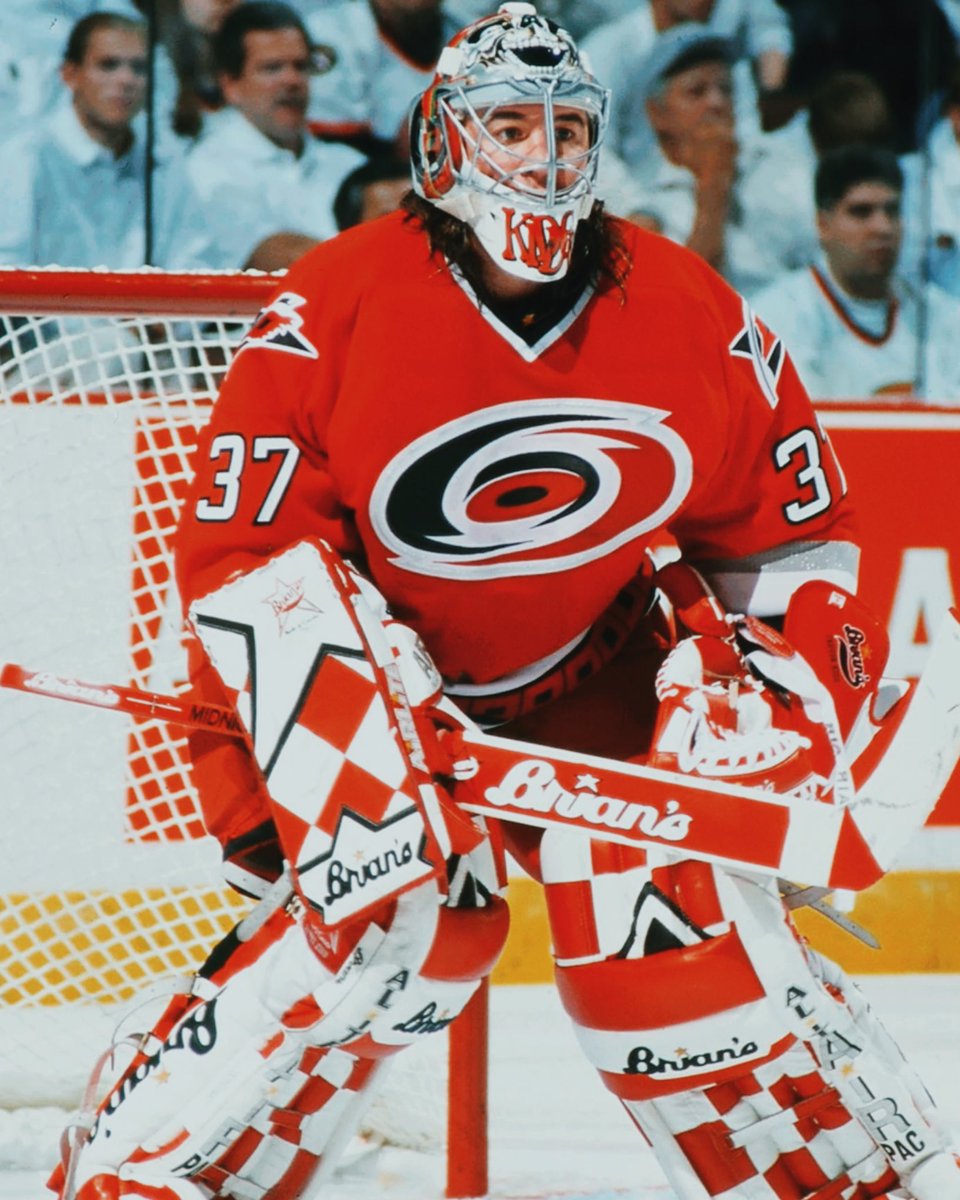 MissinCurfew's tweet photo. Trevor Kidd was an OG for nasty goaltender setups 🔥 https://t.co/zpWwz8h9gZ