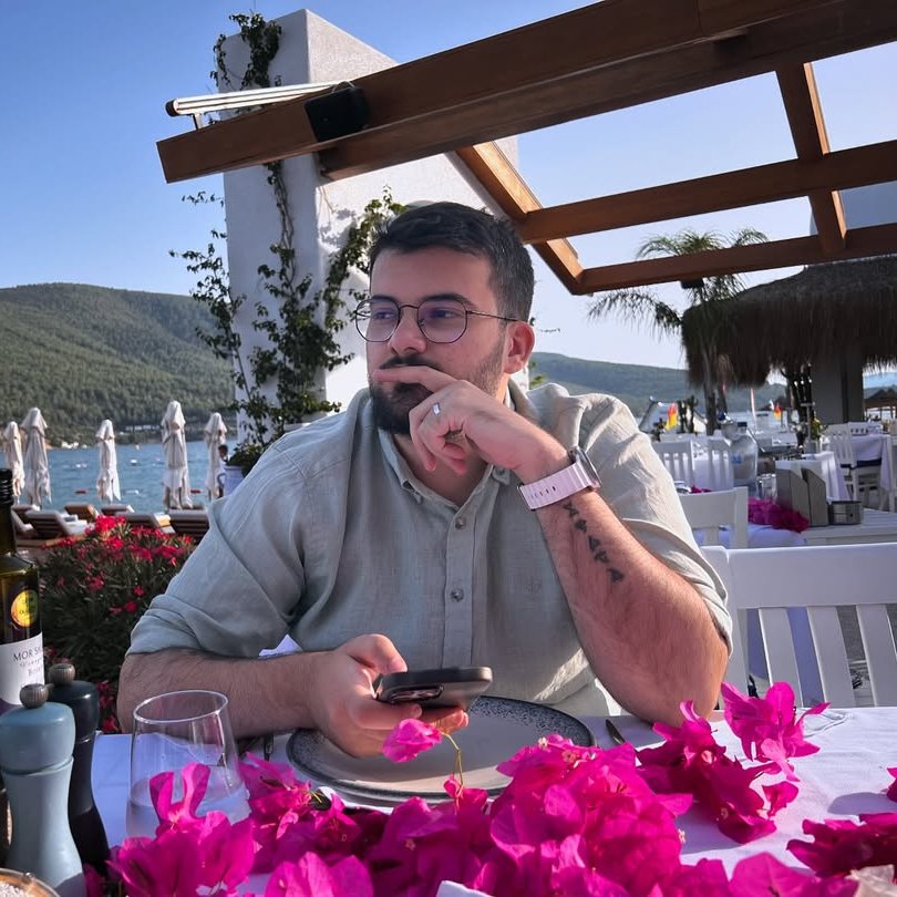 platcornweb's tweet photo. Jrokez'un trafik kazası geçirdiği söylentisinin ardından pek çok yayıncı canlı yayınını sonlandırdı. https://t.co/KyiIP0TKGj