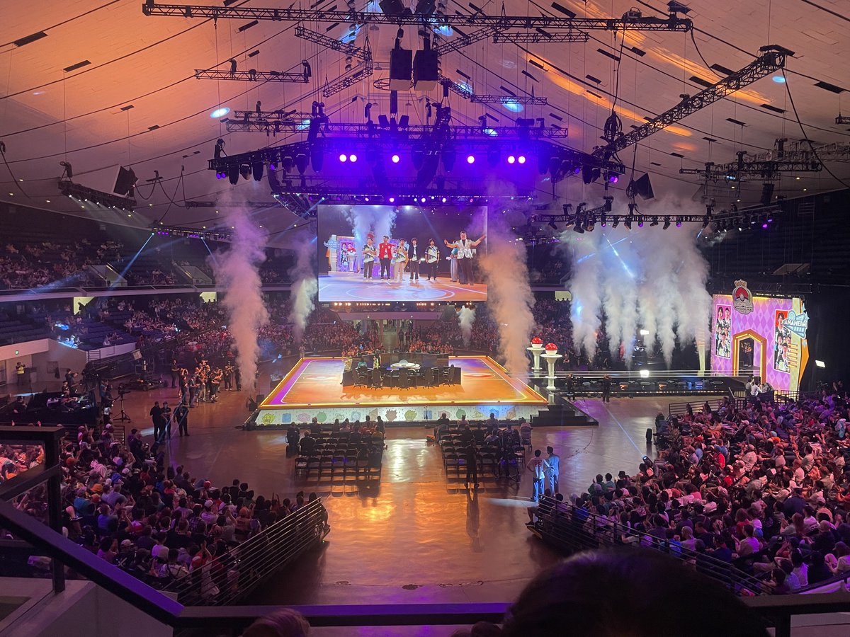 draznitalml's tweet image. Perú campeón del mundo, a rustle campeón del mundo xd 
#PokemonWorldChampionships #PokemonWorld