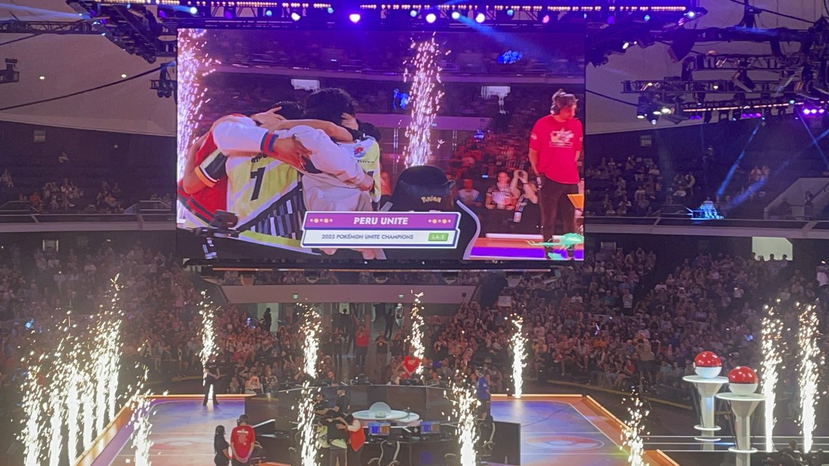 draznitalml's tweet image. Perú campeón del mundo, a rustle campeón del mundo xd 
#PokemonWorldChampionships #PokemonWorld