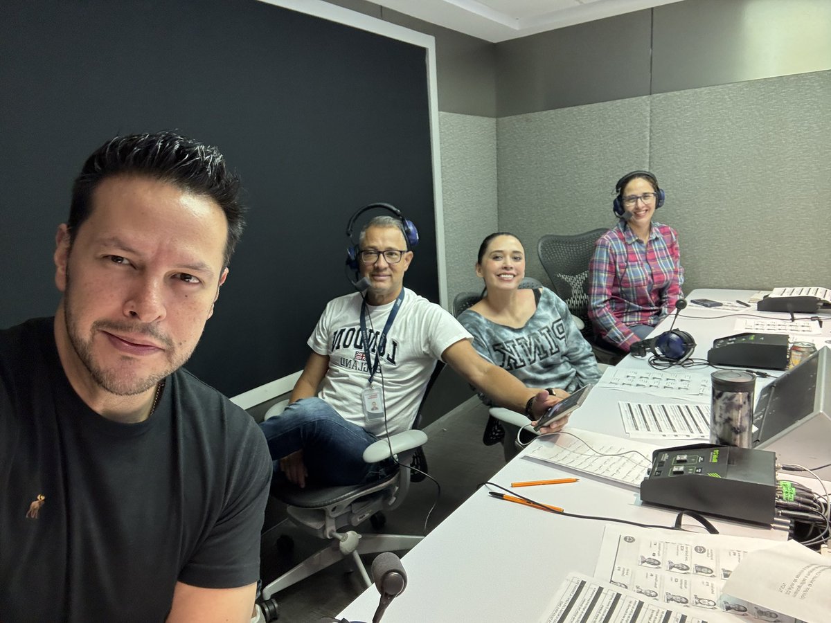 Arrancamos <a href="/LigaBBVAFemenil/">LigaBBVAFemenil</a> 

<a href="/PumasMXFemenil/">PumasMX Femenil</a> 🆚 <a href="/AmericaFemenil/">Club América Femenil</a> 

🎙️ 

<a href="/Sarela8/">Sara Zetune</a> 
<a href="/marifermora90/">Maria Fernanda Mora 🐥</a> 
<a href="/patyteranv/">Paty Terán</a> 
<a href="/ramon_aranza/">Ramon Aranza 🪙</a> 
#Tame

Acompáñanos con #EllasenTUDN y #EllasenVix