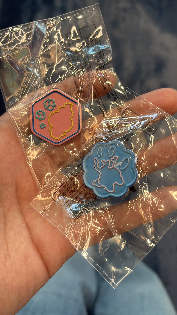 Helping Hands tweet media