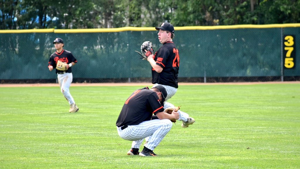 <a href="/AnokaBucs/">Anoka Bucs Baseball</a> <a href="/BobcatsBaseball/">Burnsville Bobcats</a> A two-out flare sneaks over second base to bring a run home from third, and that's it from Glencoe. 
Class A final: <a href="/BobcatsBaseball/">Burnsville Bobcats</a> 6, <a href="/AnokaBucs/">Anoka Bucs Baseball</a> 5.