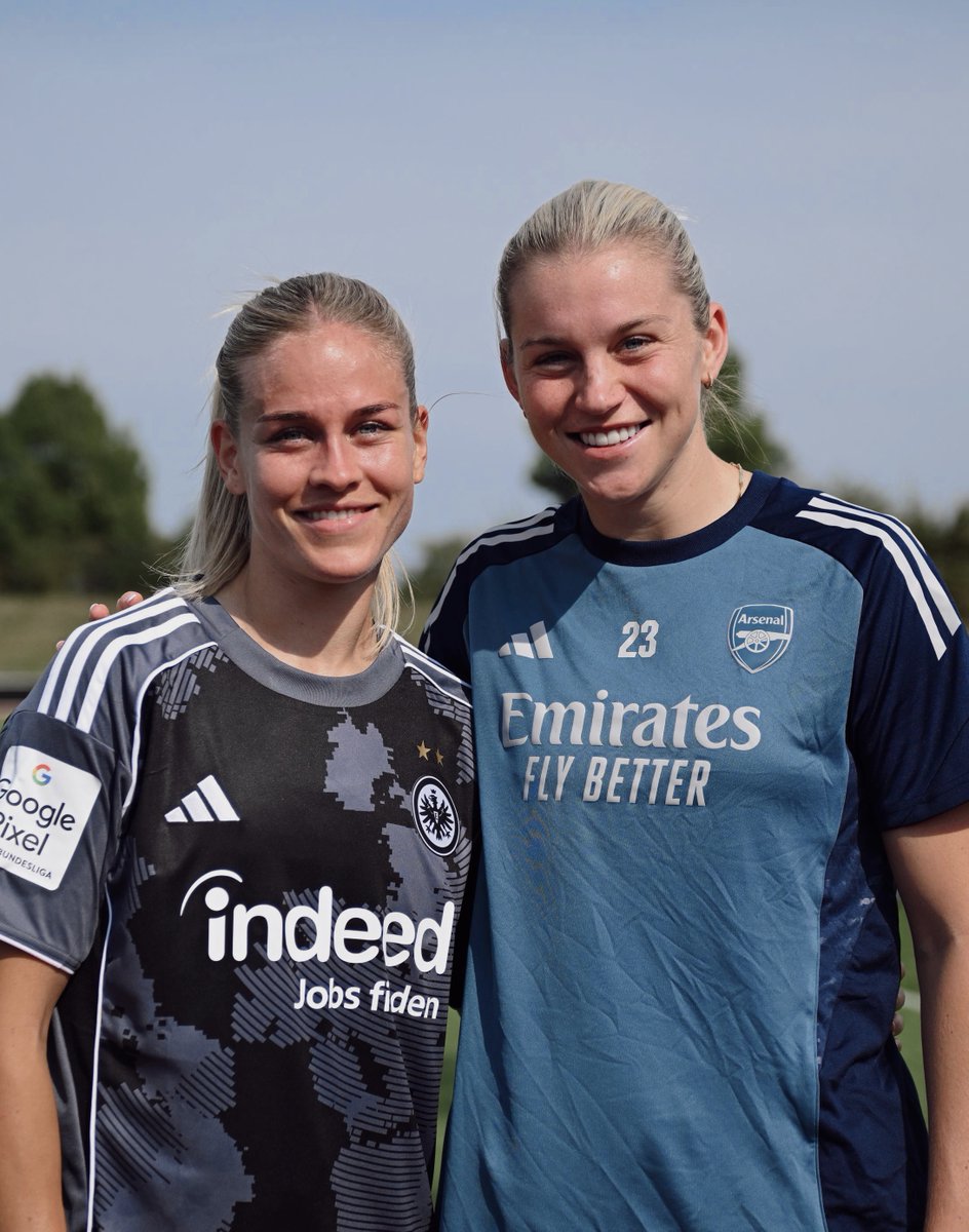 Arsenal Women tweet media