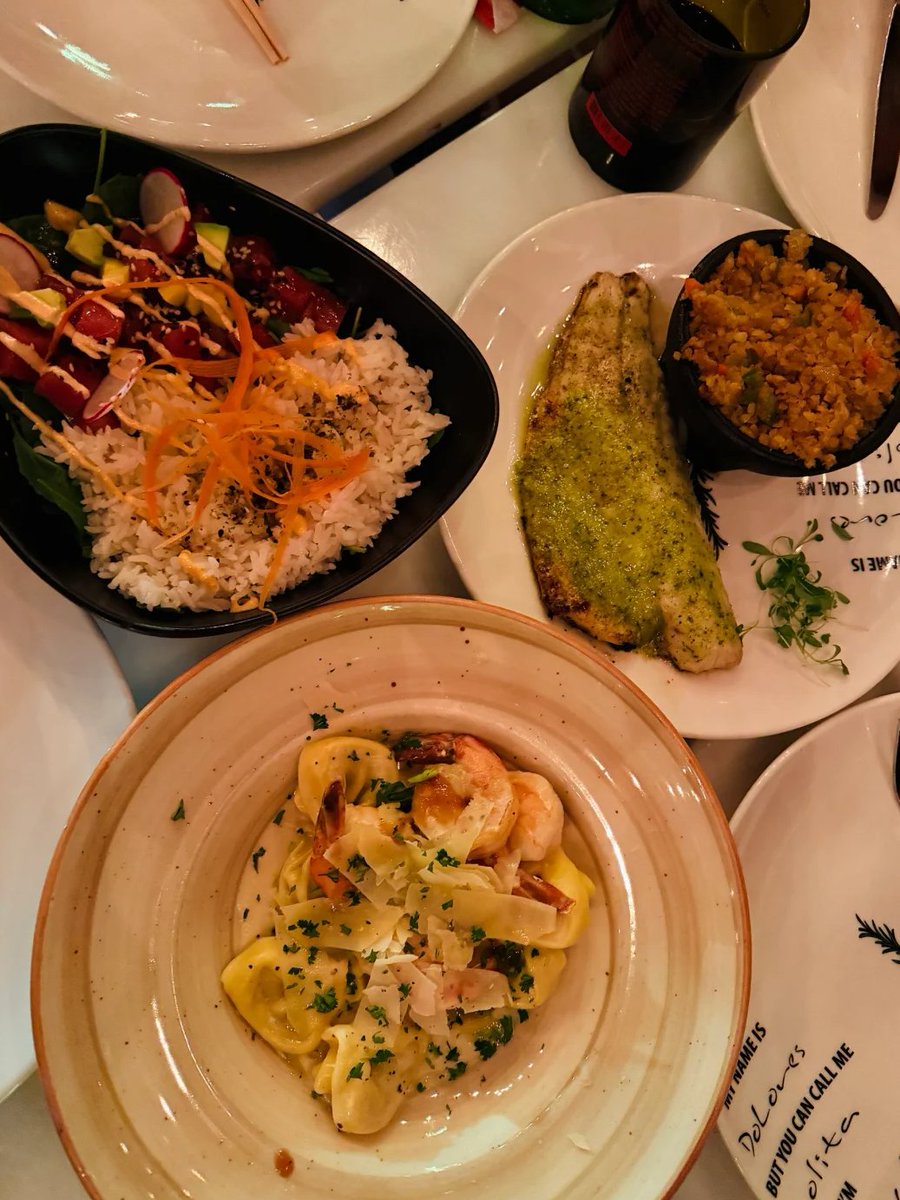 Zarakdac's tweet photo. Nothing beats a midday meal like this spread! From savory pasta and grilled fish to the refreshing side salad, followed by a sweet indulgence with creamy ice cream. Time to enjoy the sunny skies and indulge in life’s simple pleasures. #LunchVibes https://t.co/DqRsAEwMSx