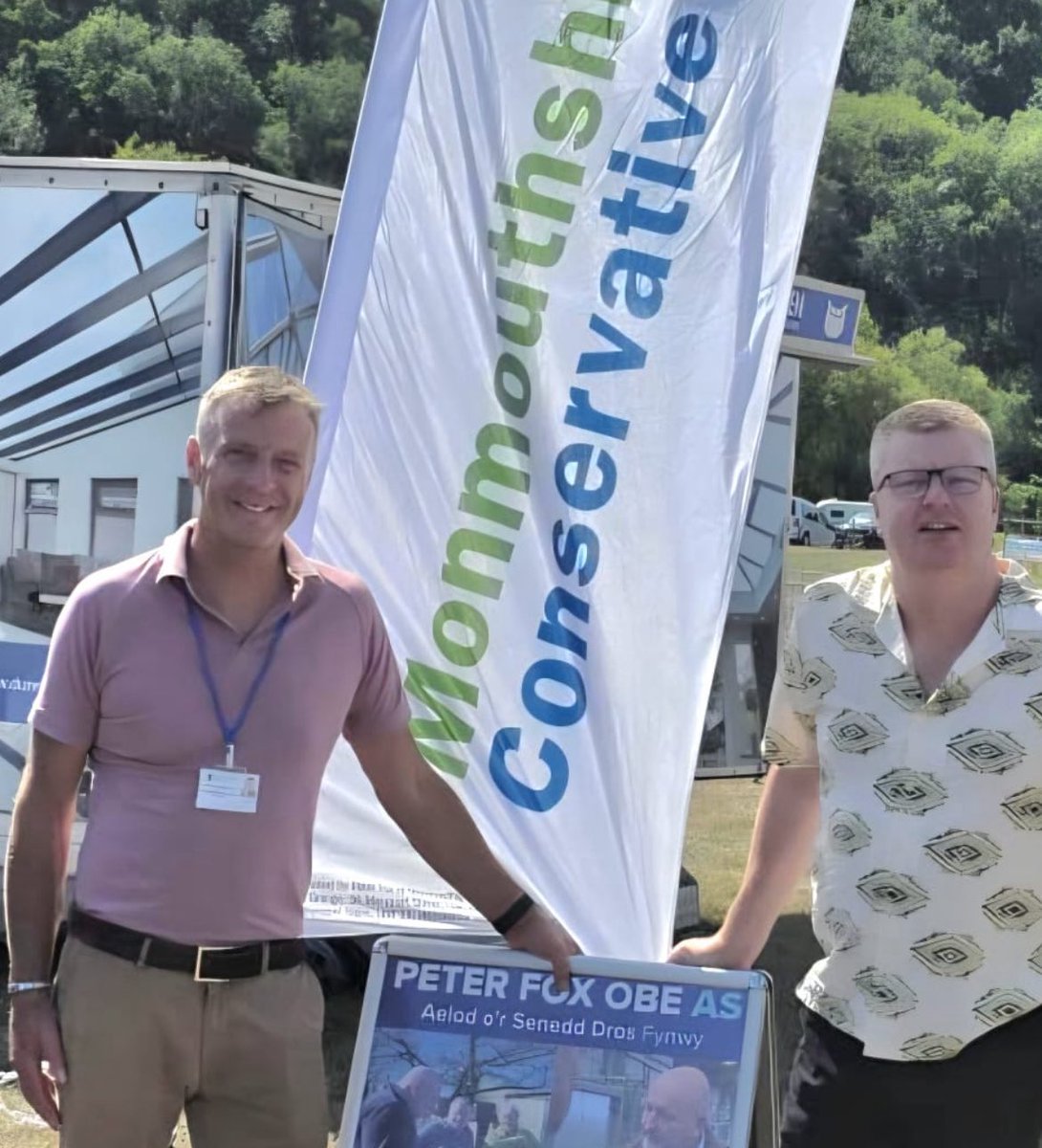 CllrTonyKear's tweet photo. Lovely day at @Monmouthshow with @MonmouthshireCA colleagues @PeterFox61 @RichardJohnRJ @CllrLisaDymock @DavidTCDavies @XavierJPTurner @martinnewell72 @Nathan_Edmunds
Next up is @UskShow on 13th September #homepatch https://t.co/oHLaYulnNt