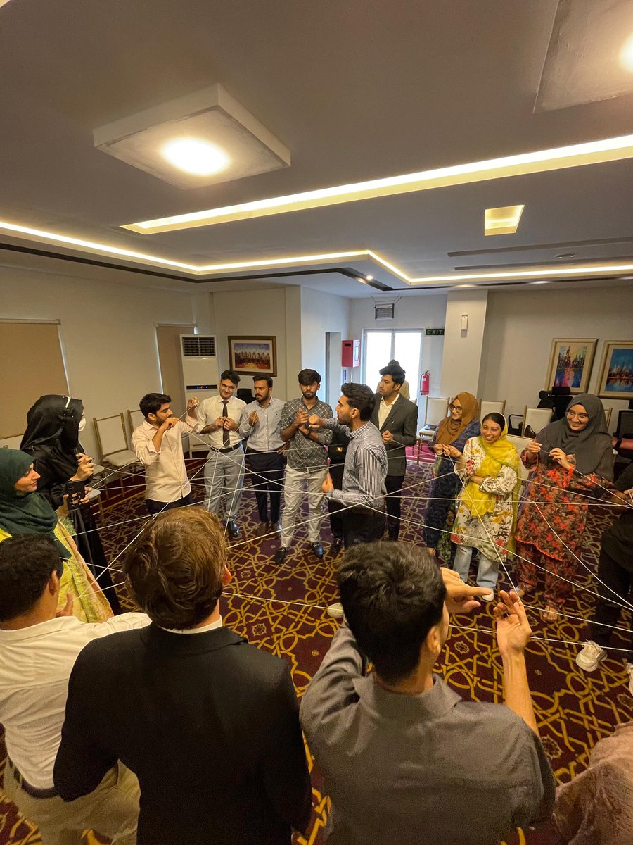 Through interactive activities, they developed advocacy skills to effectively champion the issues they care about, becoming catalysts for positive impact! #YAN #YAN4Youth