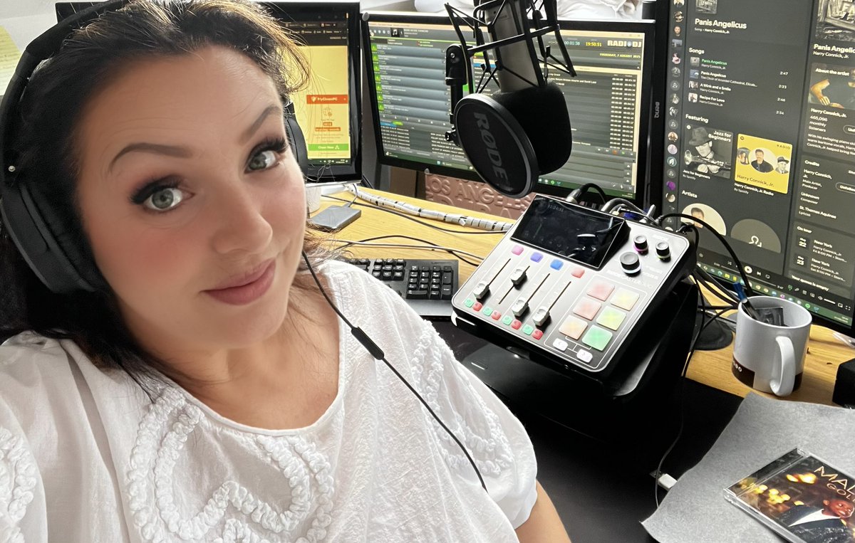 Jannie Rawlinson Broadcaster Podcaster & Presenter (@janniebroadcast) on Twitter photo ✨ This week on ClassicalXover4U <a href="/SoundRadio1031/">Sound Radio 103.1</a> we’re mixing it ALL up — from beatbox, hip hop & RnB to the most soulful crossover tracks 🎶
Plus the lovely Natasha shares some incredible #crossoverdiscovery Top 5 tracks! ✨ This week on ClassicalXover4U <a href="/SoundRadio1031/">Sound Radio 103.1</a> we’re mixing it ALL up — from beatbox, hip hop & RnB to the most soulful crossover tracks 🎶
Plus the lovely Natasha shares some incredible #crossoverdiscovery Top 5 tracks!