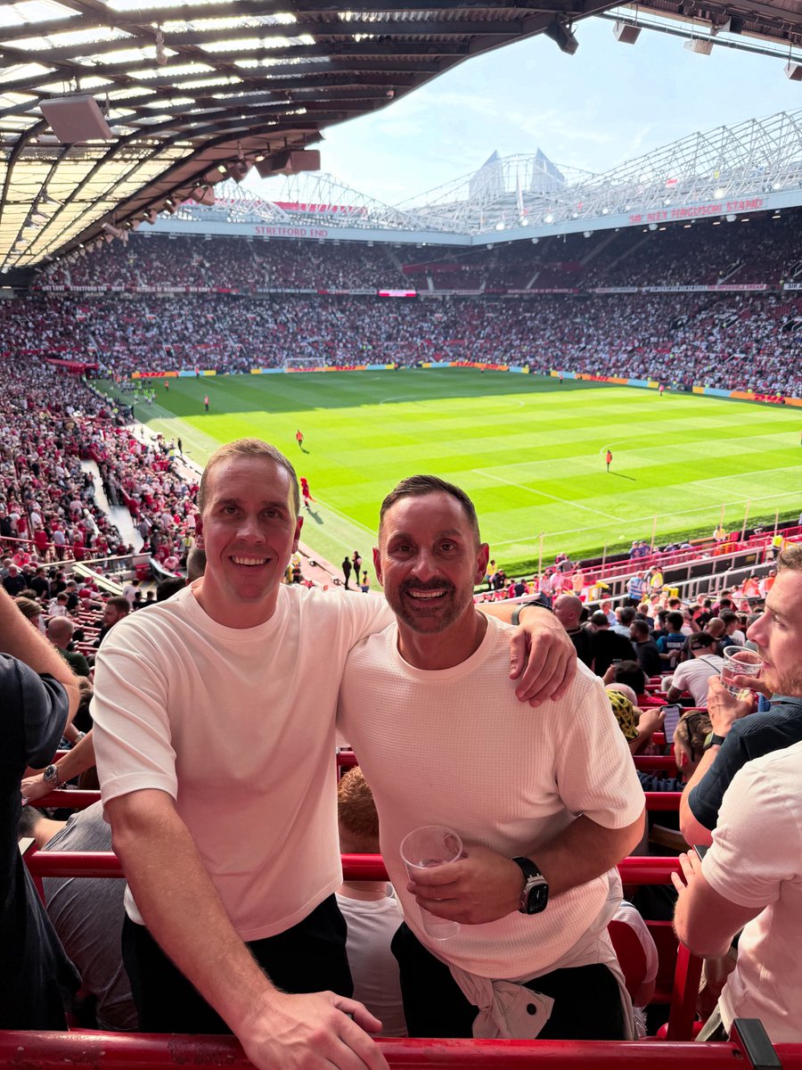 Follow The Arsenal, it’s what we do. 
1-0 To The Arsenal 🔴⚪️  nothing else matters. #arsenal