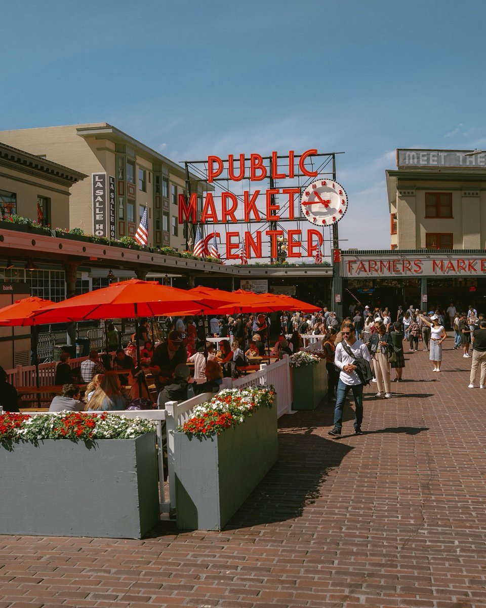 Pike Place Market (@pike_place) on Twitter photo Today we turn 118 years old! 🎂 On August 17, 1907, a handful of farmers set up along a bluff overlooking Puget Sound. By lunchtime, shoppers bought everything!
118 years later #PikePlaceMarket is home to farmers, craftspeople, small businesses, and residents.
📸 <a href="/samhorine/">sam horine</a> Today we turn 118 years old! 🎂 On August 17, 1907, a handful of farmers set up along a bluff overlooking Puget Sound. By lunchtime, shoppers bought everything!
118 years later #PikePlaceMarket is home to farmers, craftspeople, small businesses, and residents.
📸 <a href="/samhorine/">sam horine</a>