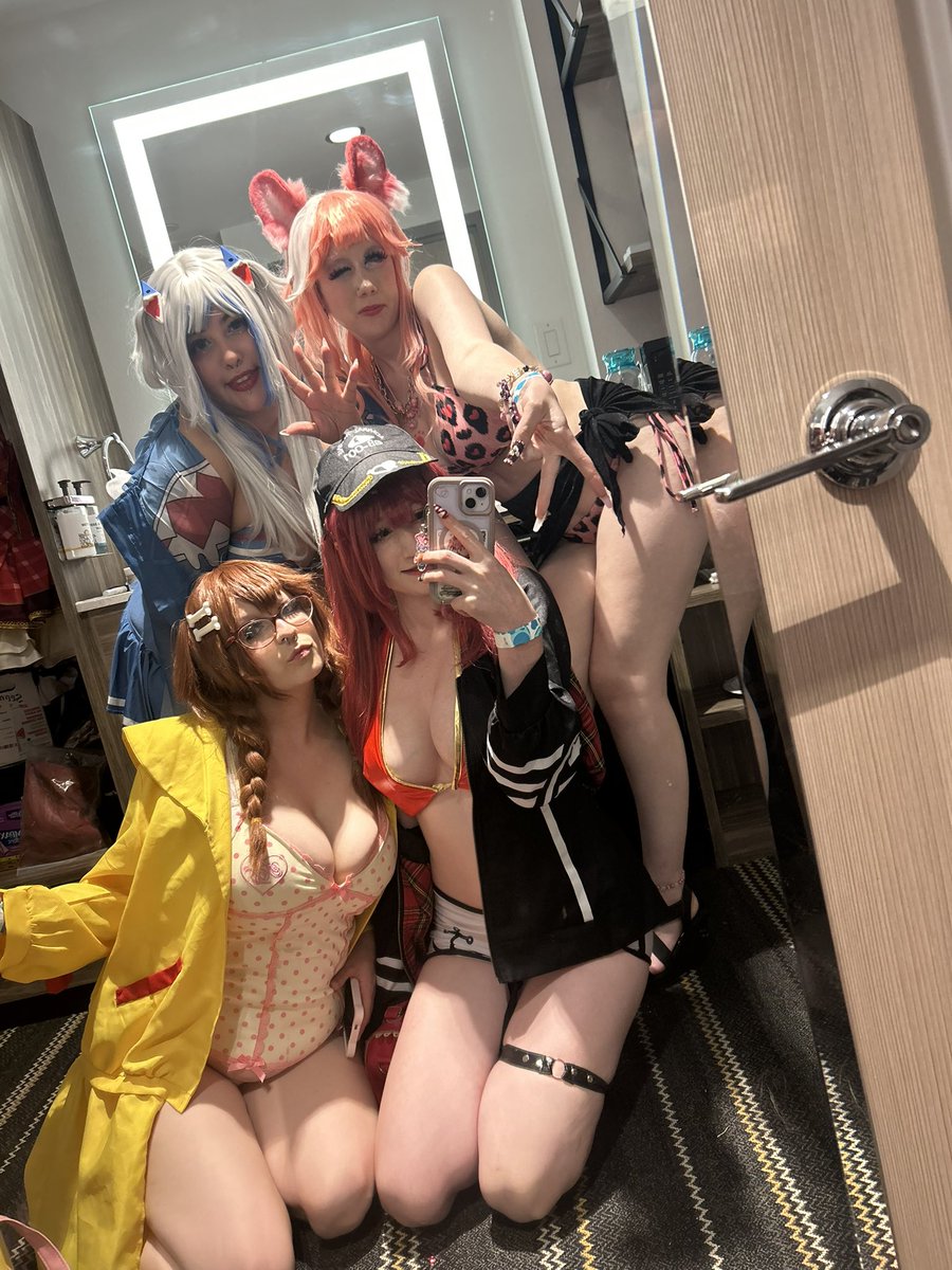 bunny (@sugarc_be) on Twitter photo hololive swimsuit group <3 hololive swimsuit group <3