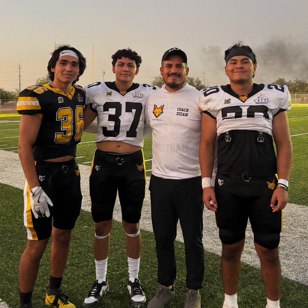 Dizan Klavo Tres (@klavo3) on Twitter photo 3 atletas que inician su carrera universitaria y de Liga Mayor.
Gracias por confiar en <a href="/cetysuni/">CETYS Universidad</a> <a href="/ZorrosCetys/">Zorros CETYS Universidad</a> y en nosotros.
Desde ahorita les digo, todo valdrá la pena. 👊 3 atletas que inician su carrera universitaria y de Liga Mayor.
Gracias por confiar en <a href="/cetysuni/">CETYS Universidad</a> <a href="/ZorrosCetys/">Zorros CETYS Universidad</a> y en nosotros.
Desde ahorita les digo, todo valdrá la pena. 👊