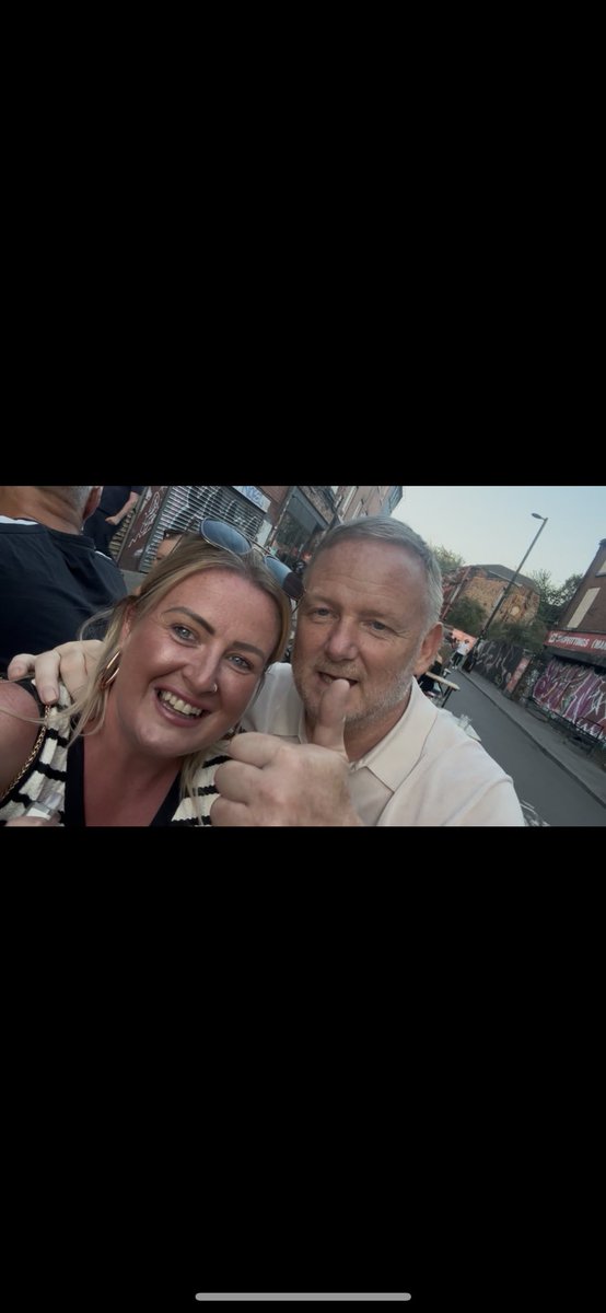 oooEmmaLoweooo's tweet photo. @DavidMay04 - Kev said thanks, he said get in touch if you need some poker lessons 😂😂 https://t.co/026scFPzbC