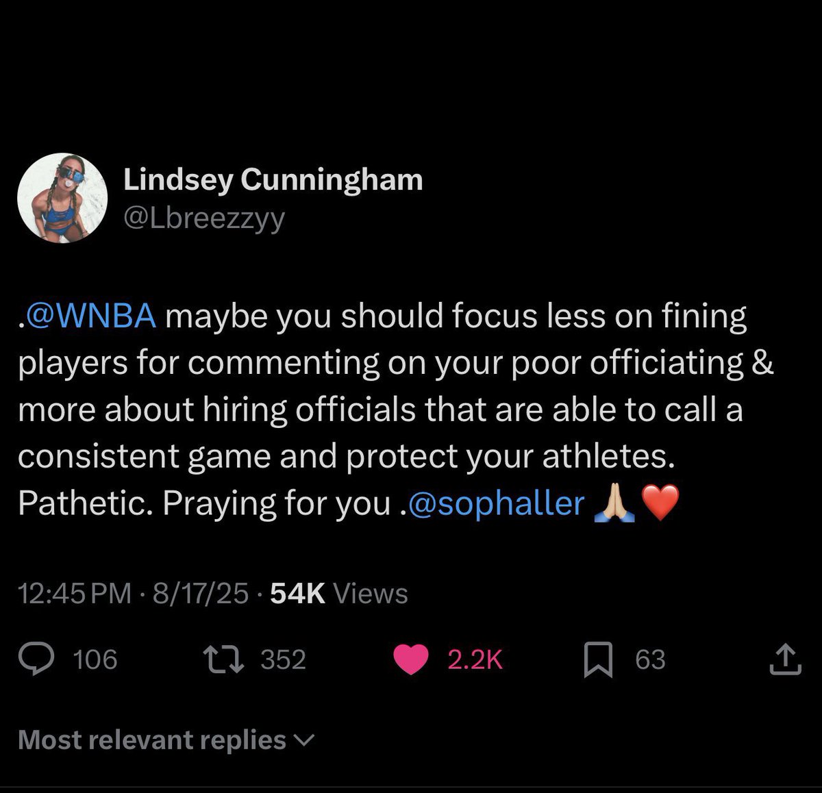 CaitlinFor3 tweet media