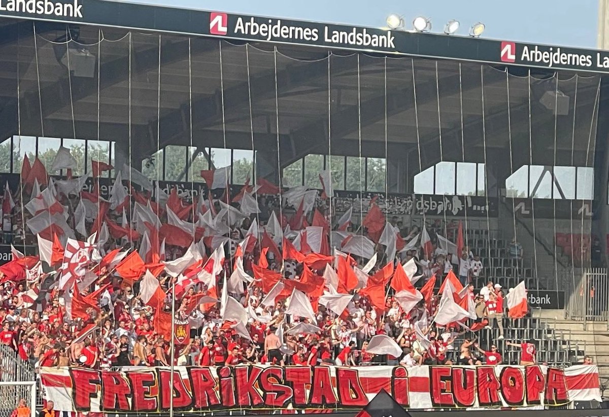 Hei

Siste playoffkamp hjemme i Europa nærmer seg, og vi har store planer – men vi mangler et sted å være!

Vi trenger et større lokale enn vi har tilgang på nå. Har du, eller vet du om et sted som kan passe de neste to ukene?
1/3