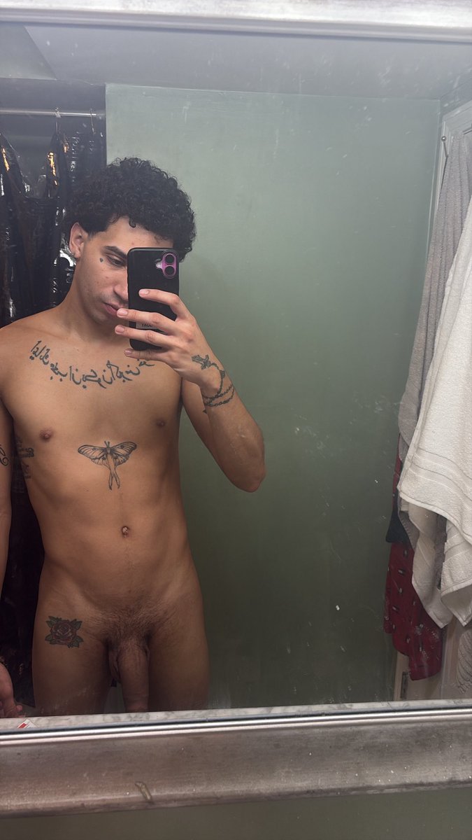 JonathanPendejo's tweet photo. Clothes on vs clothes off 😈😮‍💨

https://t.co/1ZfekypK0g https://t.co/lPJ3gtuR5a