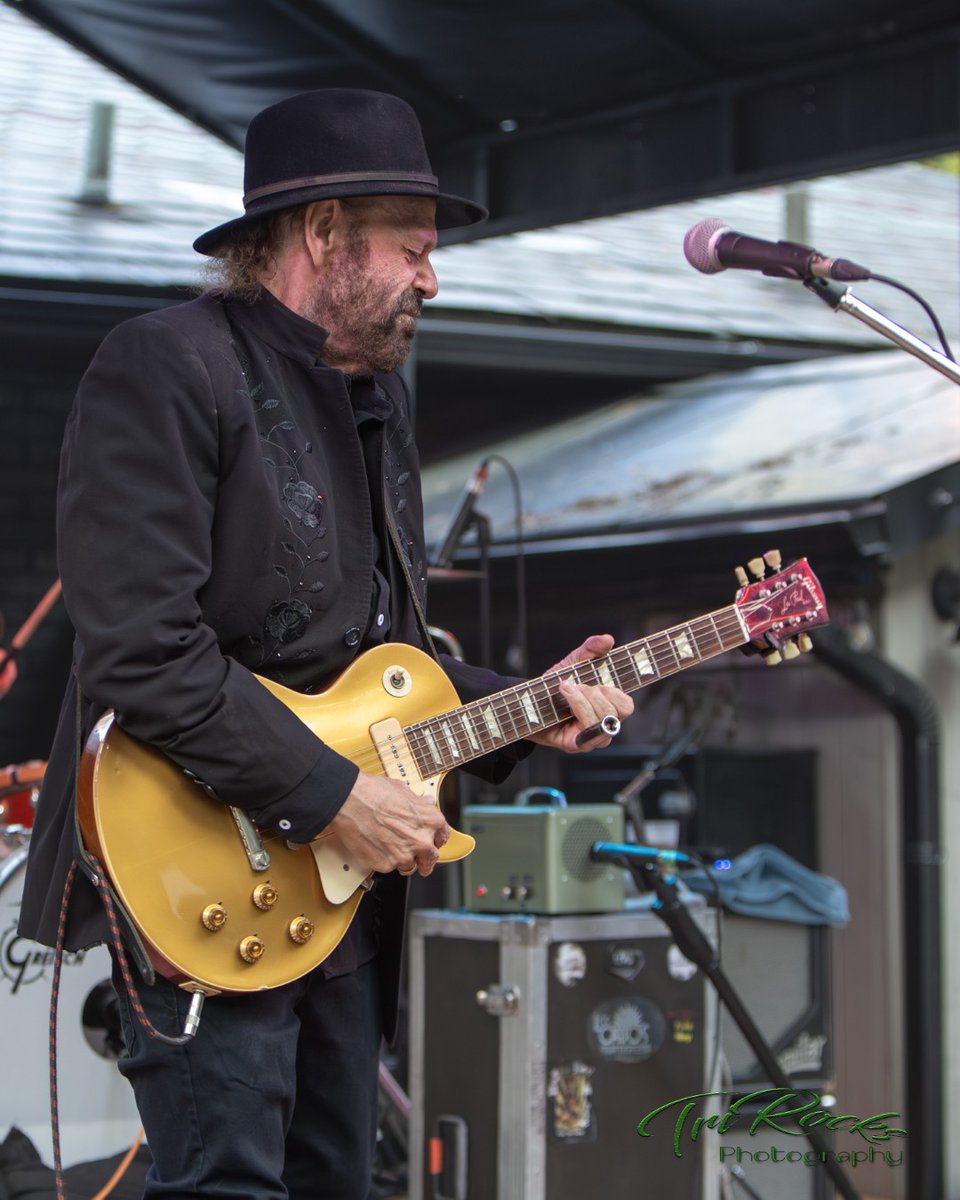 TriRocks tweet media