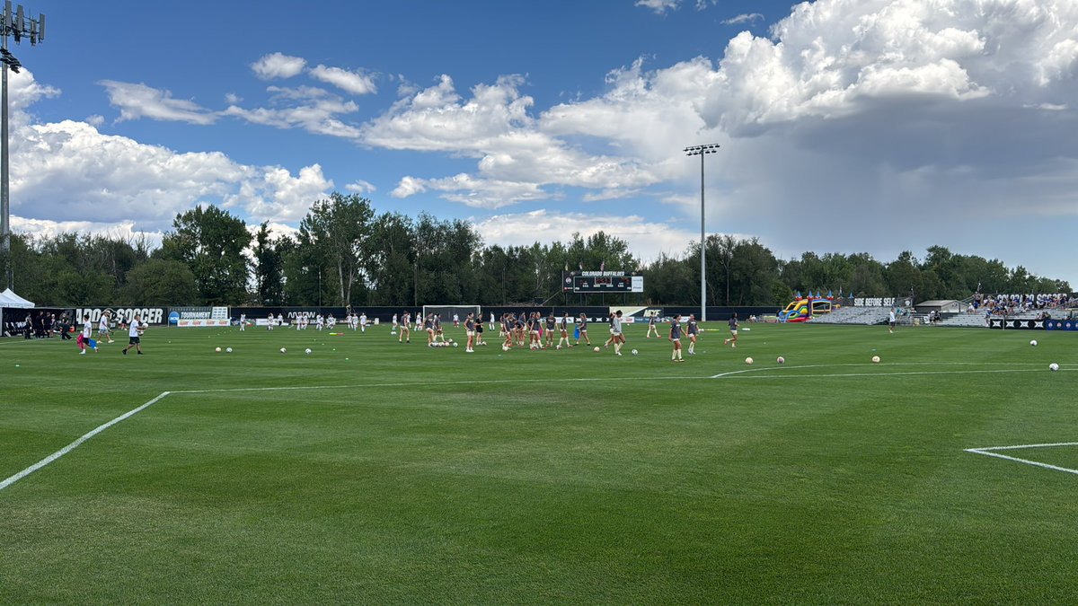 Leo Rivera IV (@lnr_4) on Twitter photo Beautiful day in Boulder for soccer!
Colorado Buffaloes vs Air Force Falcons
Covering socials for <a href="/SBS_CU/">Sko Buffs Sports</a> Beautiful day in Boulder for soccer!
Colorado Buffaloes vs Air Force Falcons
Covering socials for <a href="/SBS_CU/">Sko Buffs Sports</a>