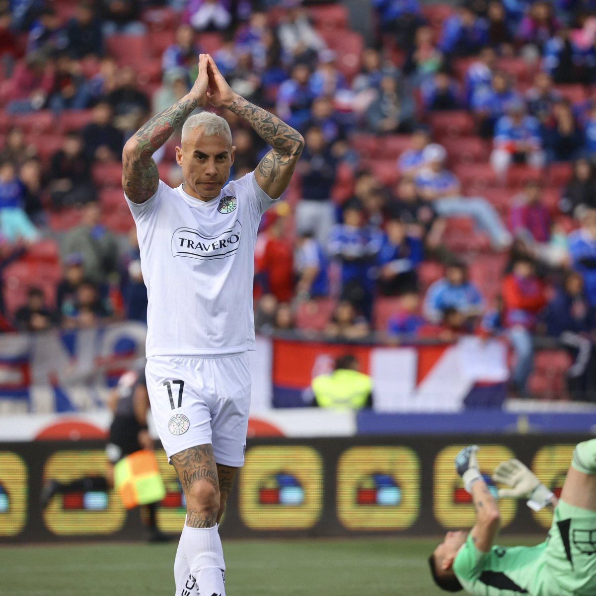 esteb4nramirezj's tweet photo. Eduardo Vargas volvió a marcar en Chile. Le marcó a la U… Dios le respondió a lo que le pidió el jueves en el Templo Cristo Tu única esperada #Ictue .. Dios te bendiga Eduardo Vargas!
#UdeChile #AudaxItaliano https://t.co/4QLbl53JqY