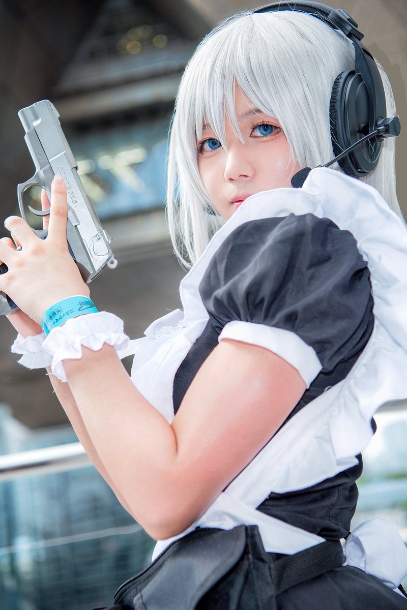 2436youzi's tweet photo. ヨーシ^_−☆〜戦闘メイド参上！

#c106_コスプレ #c106 
📸：@pon2i1 さん！ https://t.co/MLNoVqGDIS