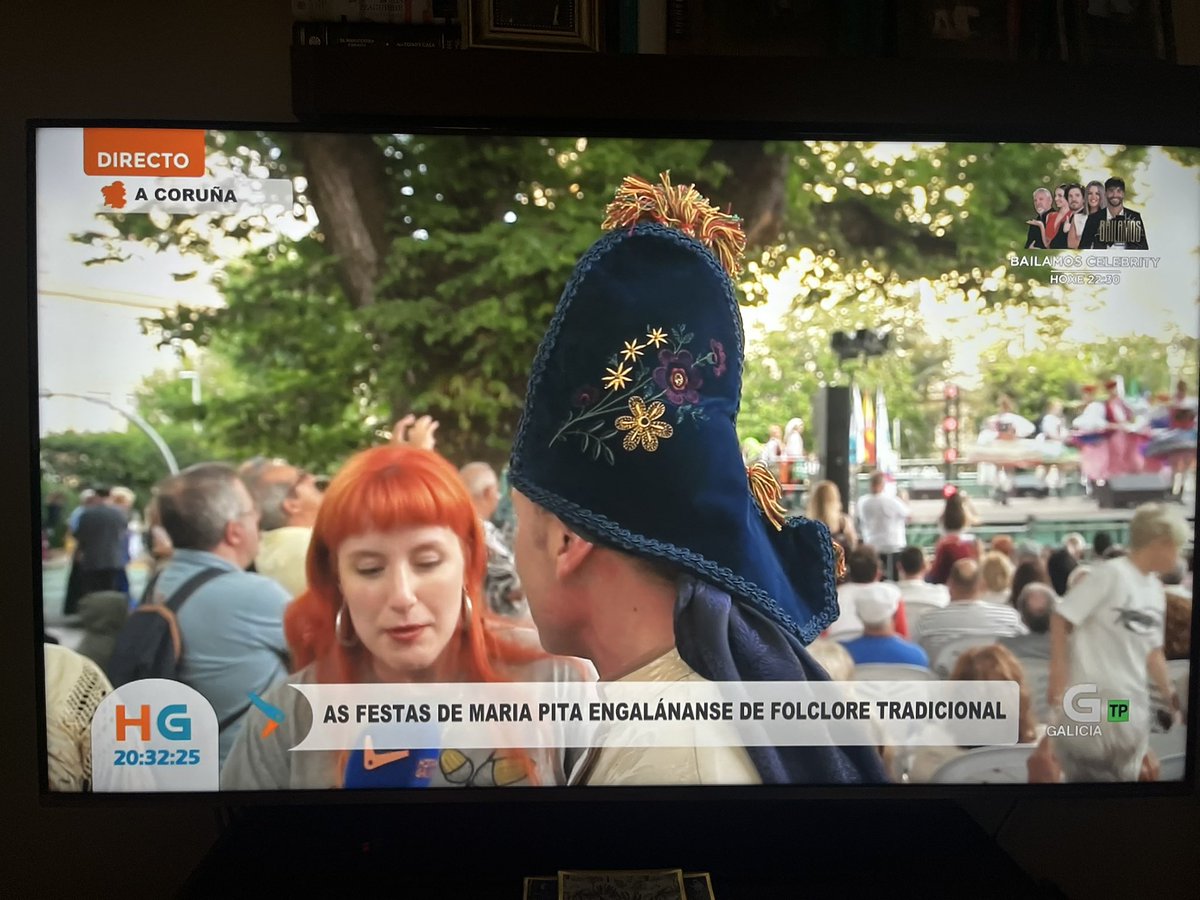 Que noxo de Televisión Pública Galega. Medio país ardendo, pero que siga a festa rachada!. 🤦🏻‍♂️
As canles do estado e internacionais facendo seguimento continuo. 🧐
Vaia “opio” que lle dan a este pobo!!🤮
Felices sempre a pesar das adversidades. 😥